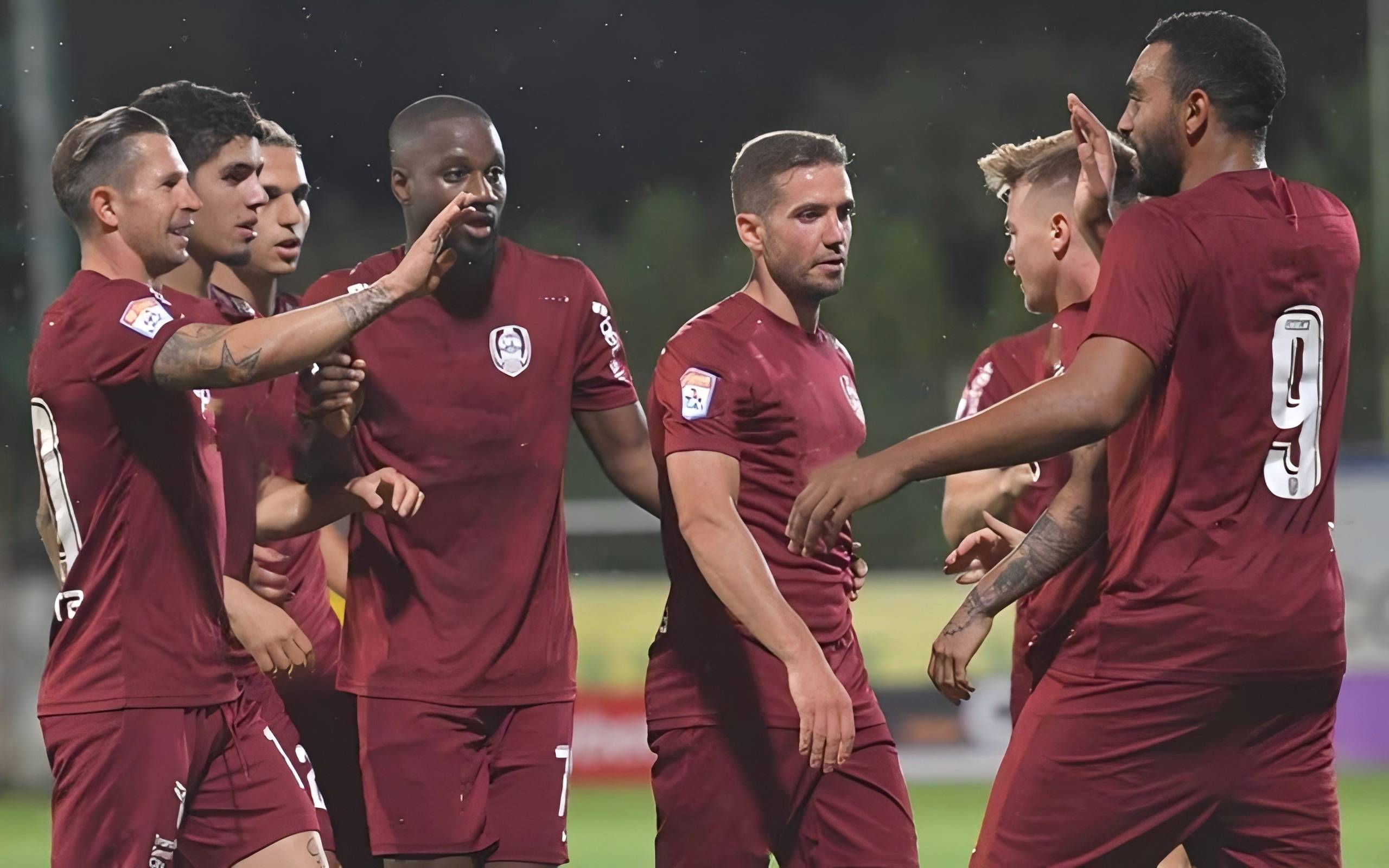 赛前体能课后；金州勇士强势反弹备战欧联；质疑声仍在；赛季目标并未改变(金州勇士夺了几次冠军)