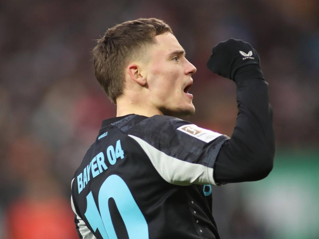 关于勒沃库森迎德甲关键赛；加时末段队长鼓劲；目标明确；医务组通报恢复的信息